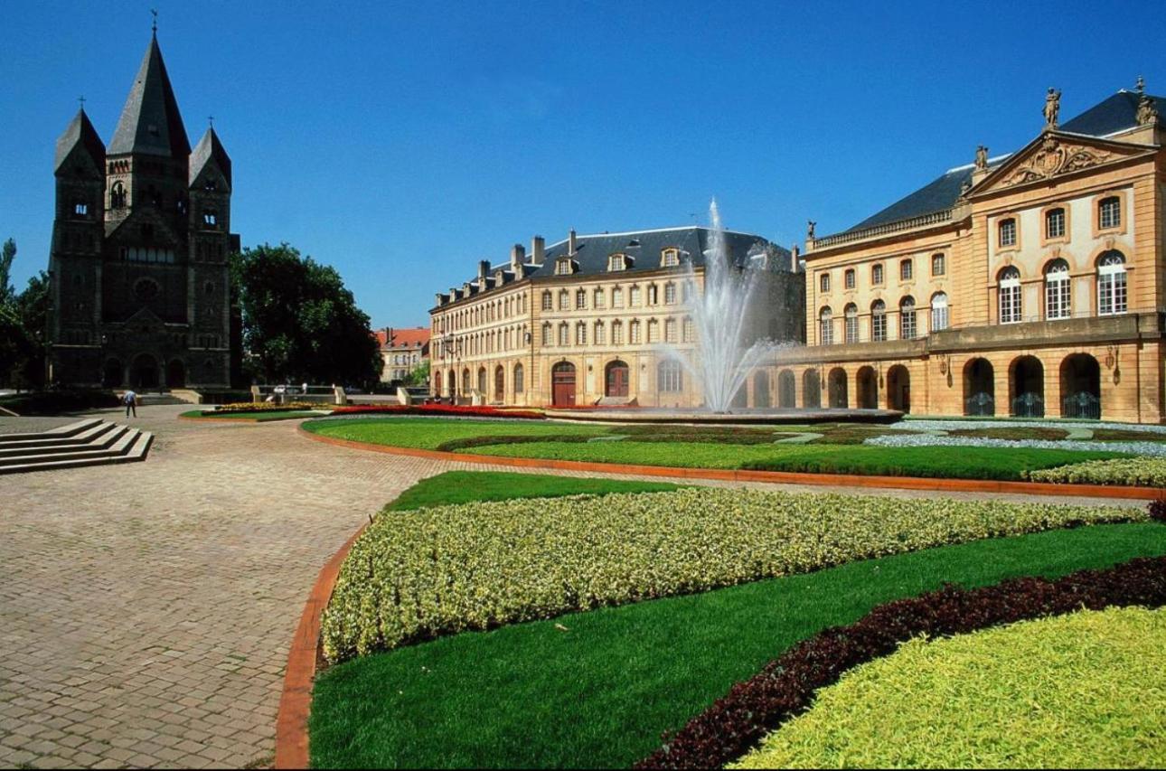 Serenity Resident Maison Metz Gare Av Foch Екстер'єр фото